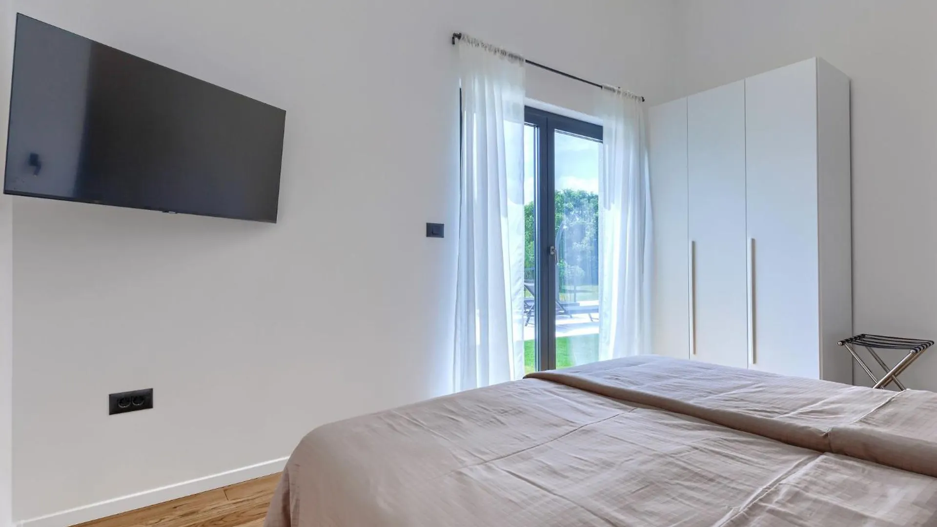 Holiday Home Villa Valla By Interhome クルニカ
